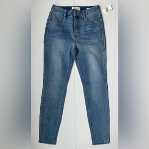 PacSun Women’s High Rise Jeans